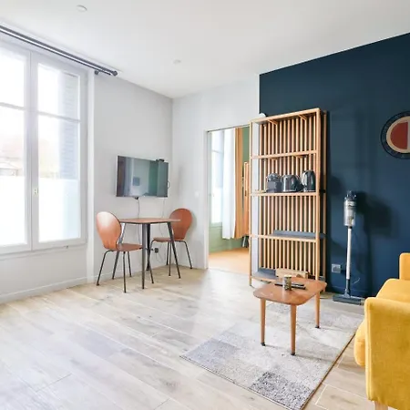 Lovely 1br Flat With Direct Access To Subway, Tram, And Rer Apartment *