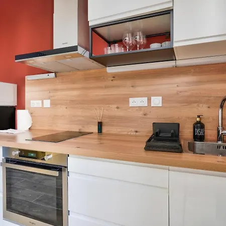 アパート Lovely 1br Flat With Direct Access To Subway, Tram, And Rer